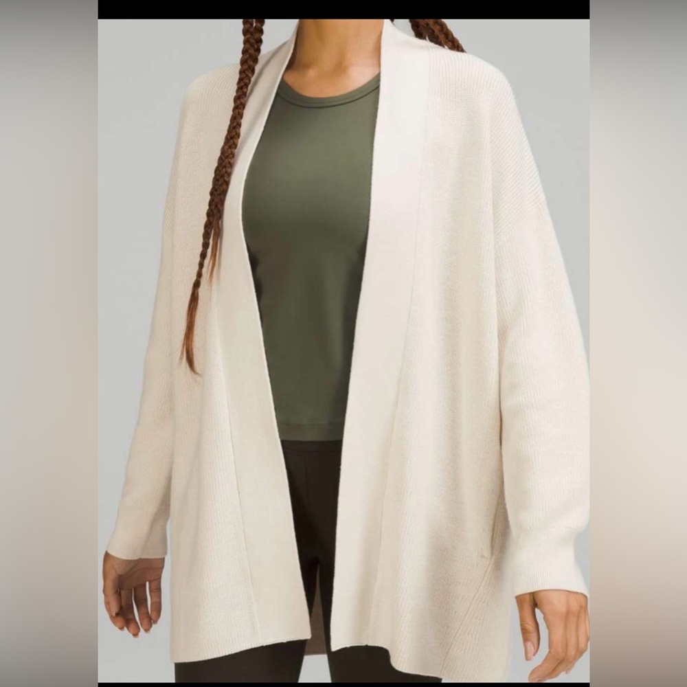 Lululemon Merino Wool-Blend Cardigan Sweater Ivory White Opal Size 6 EUC